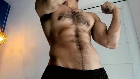 Snapshot of latinhotboys1 chatting on 10.27.25 Zeus online show from 10.27.25