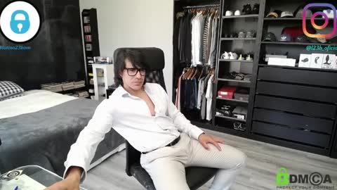 sam online show from 04.01.26