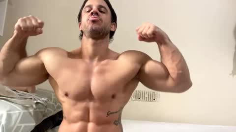 Snapshot of latino_rodri chatting on 04.11.26 latino_rodri online show from 04.11.26