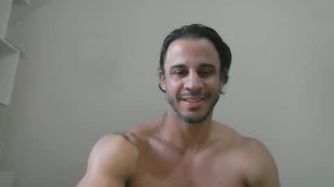 Snapshot of latino_rodri chatting on 05.13.26 latino_rodri online show from 05.13.26