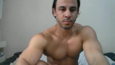 Snapshot of latino_rodri chatting on 05.21.26 latino_rodri online show from 05.21.26