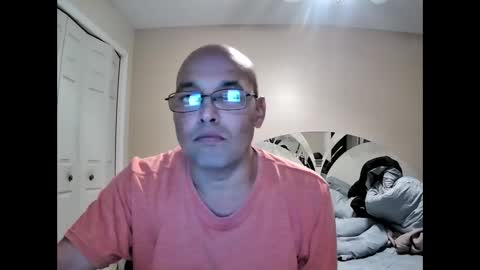 Snapshot of latinoinfla chatting on 12.10.24 latinoinfla online show from 12.10.24