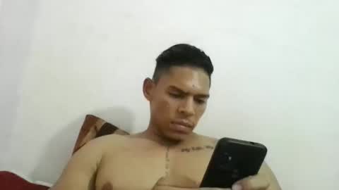 Snapshot of latinoxxl22cm chatting on 02.24.25 latinoxxl22cm online show from 02.24.25