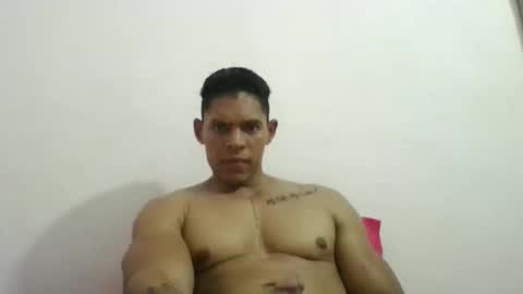 Snapshot of latinoxxl22cm chatting on 03.07.25 latinoxxl22cm online show from 03.07.25