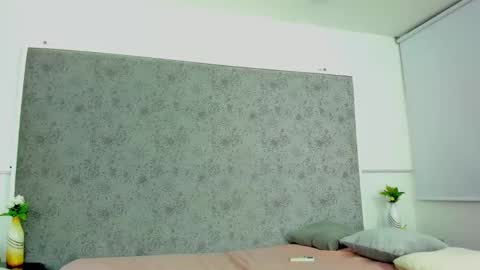 Snapshot of latrellx7 chatting on 03.04.25 LEANDRO online show from 03.04.25