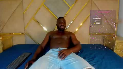 Snapshot of latrellx7 chatting on 10.23.25 LEANDRO online show from 10.23.25