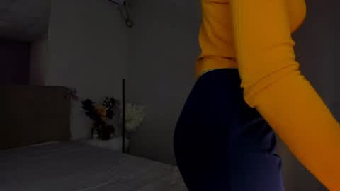 Laura online show from 01.07.25