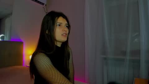 Laura online show from 09.09.25