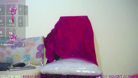 Snapshot of laura__vega chatting on 01.22.25 NATALIA PUERTAS online show from 01.22.25