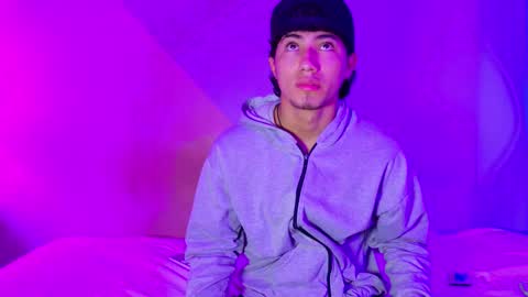 laura_and_kevin online show from 10.02.25