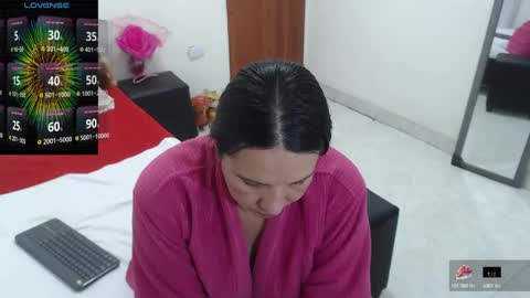 Snapshot of laura_foxx2379 chatting on 03.11.25 laura_foxx2379 online show from 03.11.25