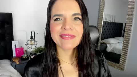 Snapshot of laura_hotties chatting on 03.03.26 laura hotties online show from 03.03.26