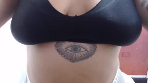  Laura  online show from 12.22.25