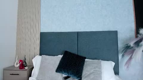 LauraIvy online show from 01.05.26