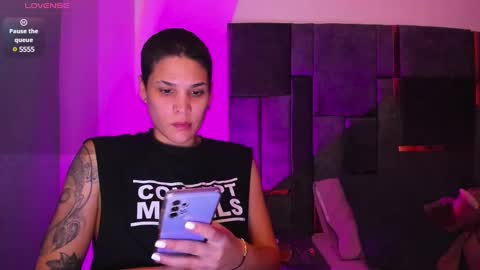 Laura Rose online show from 02.11.25