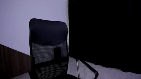 Laura Rose online show from 09.11.25