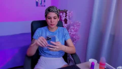 Laura Rose online show from 11.29.25