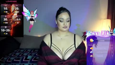 Snapshot of laura_sinner chatting on 02.28.25 Laura online show from 02.28.25