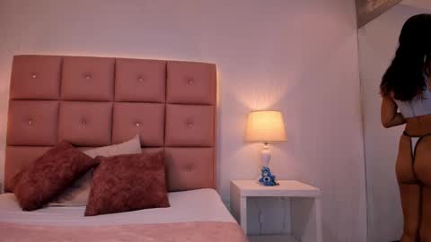 laura online show from 03.08.25