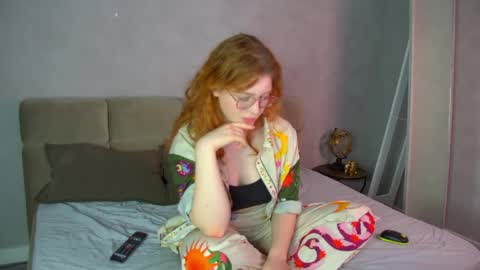 Laura online show from 04.15.26