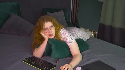 Laura online show from 04.18.26