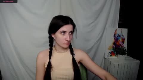 Snapshot of lauradre_ chatting on 02.28.25 Laura online show from 02.28.25