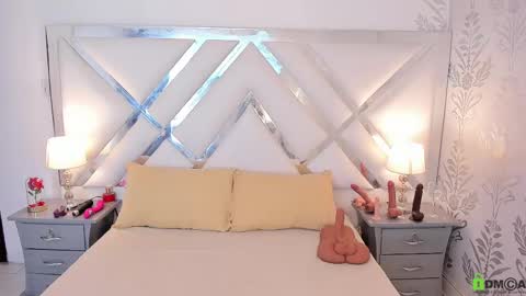 Laura online show from 03.12.25