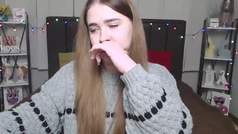 Snapshot of laurahlot chatting on 01.18.25 LauraHlot online show from 01.18.25