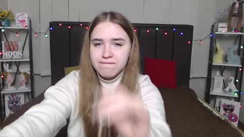 Snapshot of laurahlot chatting on 01.20.25 LauraHlot online show from 01.20.25