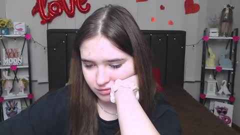 Snapshot of laurahlot chatting on 02.18.25 LauraHlot online show from 02.18.25