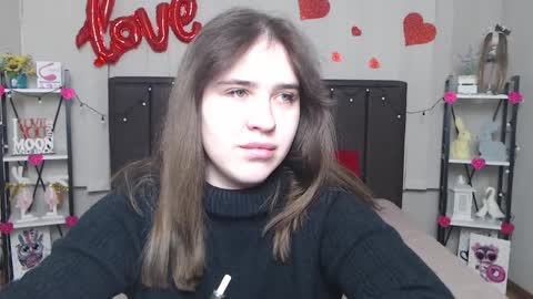 Snapshot of laurahlot chatting on 02.23.25 LauraHlot online show from 02.23.25