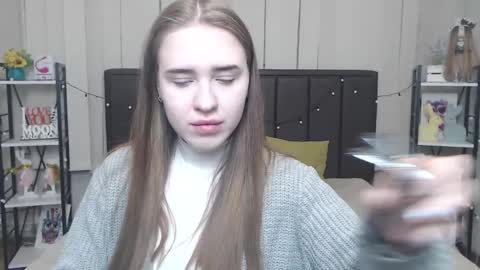 Snapshot of laurahlot chatting on 10.14.25 LauraHlot online show from 10.14.25