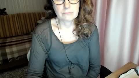 Lauraoven1 online show from 02.03.26