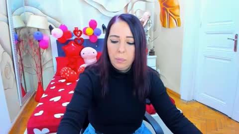 Laura online show from 02.17.25