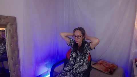 Laura Sofia online show from 04.09.26