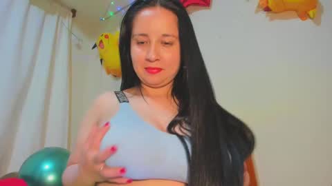 Snapshot of laureen777 chatting on 01.26.25 laureen777 online show from 01.26.25