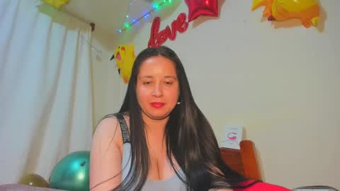 Snapshot of laureen777 chatting on 01.26.25 laureen777 online show from 01.26.25