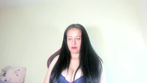 Snapshot of laureen777 chatting on 10.18.25 laureen777 online show from 10.18.25