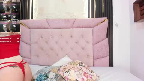 Laurem online show from 02.14.25