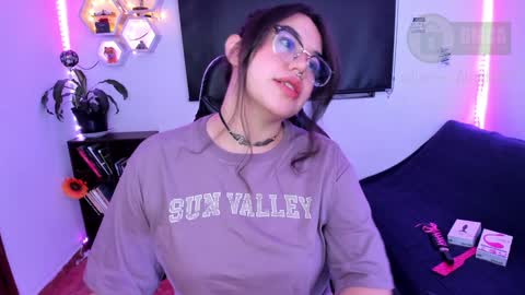 Snapshot of lauren_afrodita chatting on 12.30.24 Im Lauren independent model online show from 12.30.24