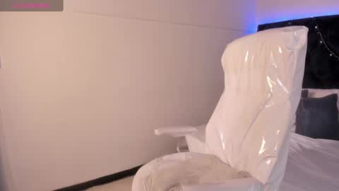 Snapshot of lauren_fit chatting on 02.28.25 Lauren online show from 02.28.25