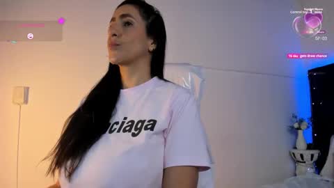 Snapshot of lauren_fit chatting on 10.25.25 Lauren online show from 10.25.25