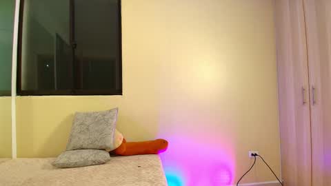    1      online show from 12.08.24