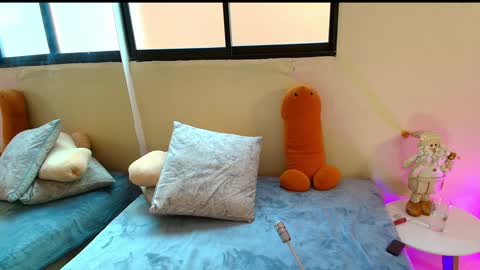    1      online show from 12.28.24