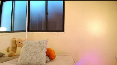    1      online show from 01.14.25