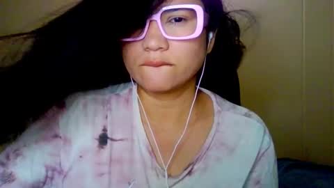 Snapshot of laurengirls1 chatting on 12.23.25 onlyfan laureng7 - 7 laureng2 online show from 12.23.25