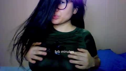 Snapshot of laurengirls1 chatting on 01.09.26 onlyfan laureng7 - 7 laureng2 online show from 01.09.26