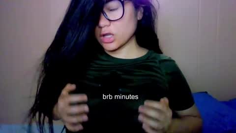 Snapshot of laurengirls1 chatting on 04.01.26 onlyfan laureng7 - 7 laureng2 online show from 04.01.26