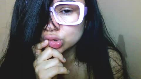 Snapshot of laurengirls1 chatting on 04.13.26 onlyfan laureng7 - 7 laureng2 online show from 04.13.26