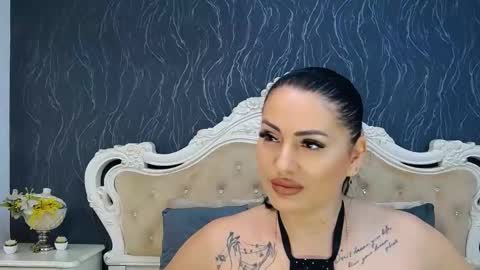 Laura online show from 01.29.25